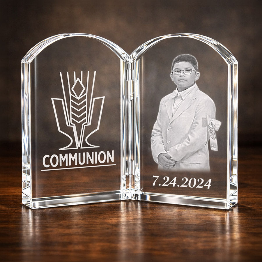 Personalized crystal book keepsake with engraved Communion symbol, child portrait, and event date -- lxi-context:faith